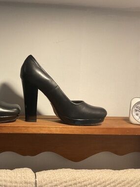 Y2K ALDO HEELS SIZE 9